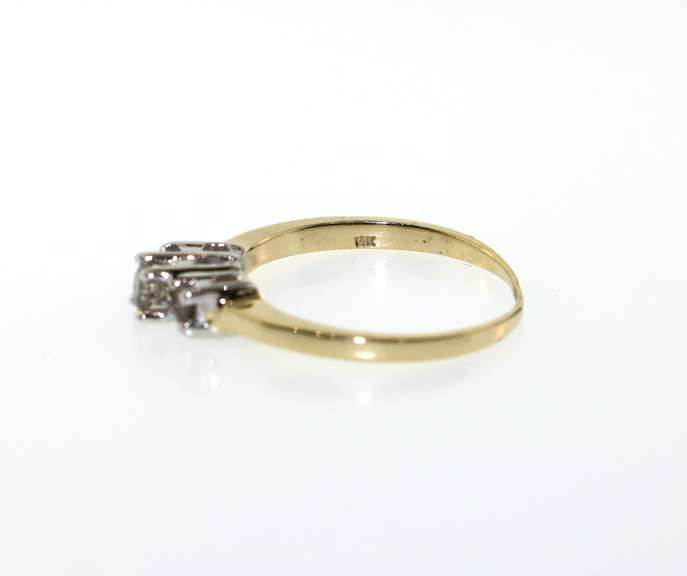 14kt Yellow Gold Diamond three stone Engagment Ring