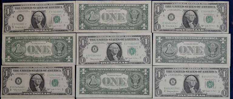 27 Crisp $1 Barr Notes.