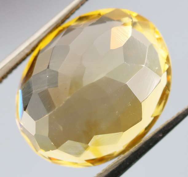 Vivid 6.43ct golden Citrine