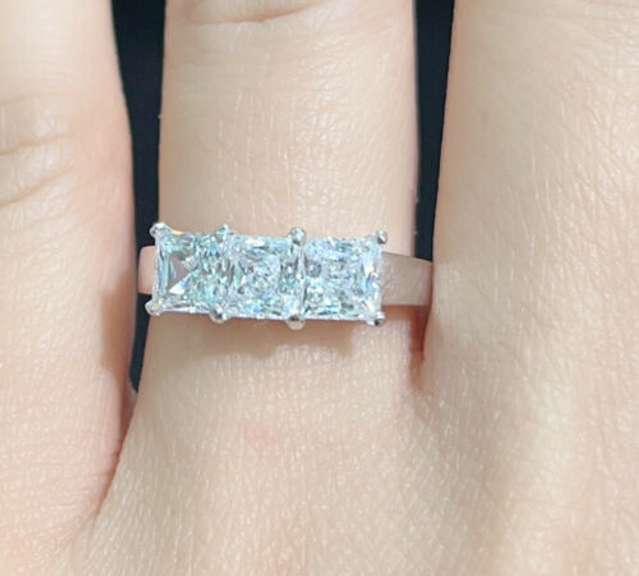 14kt Solid White Gold Ring