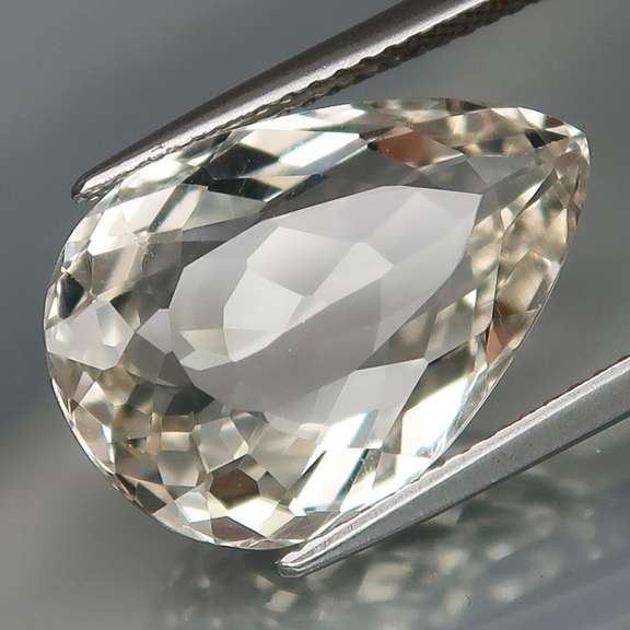 Captivating 12.92ct UNTREATED champagne Topaz