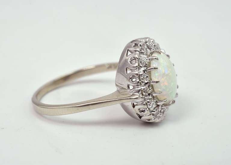 Beautiful Opal & Diamond Ring, 14KT