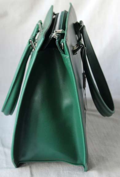 New Arrival Green Color Hand Bag By David Jones