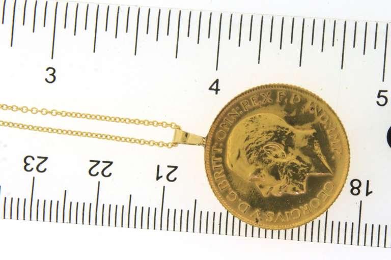 1925 Gold Sovereign Pendant on Chain