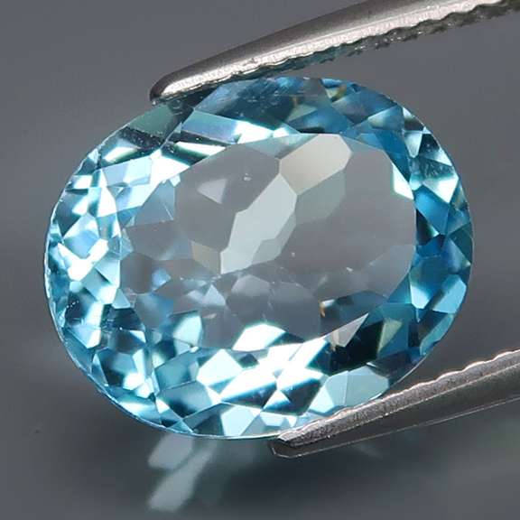 Sparkling 5.64ct Swiss Blue Topaz