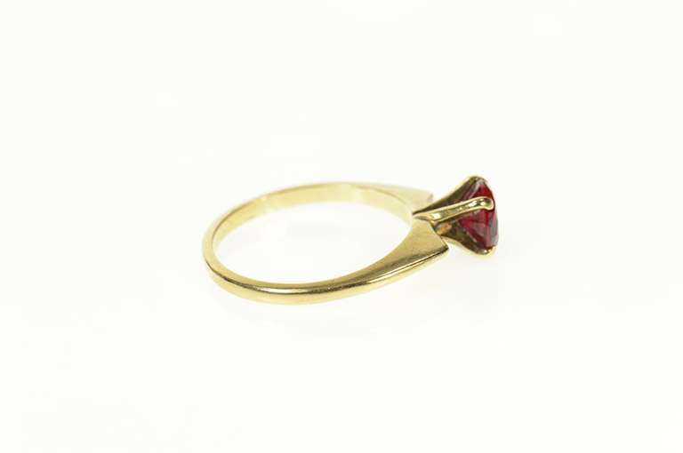 10K Yellow Gold Round Garnet Solitaire Classic Statement Ring