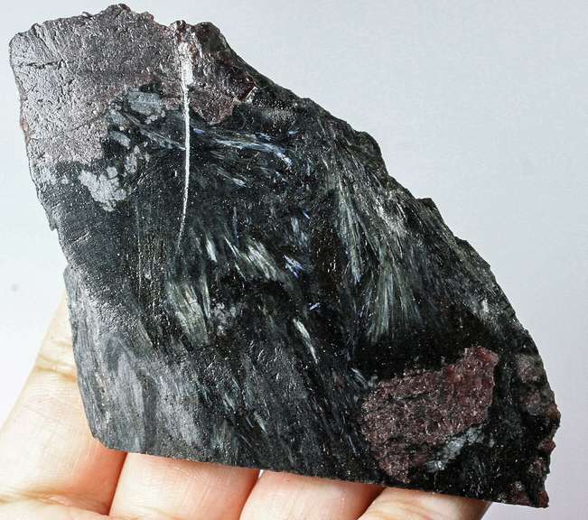 Huge 437ct uncut Firework Jasper with Garnet