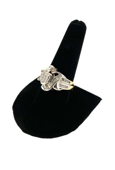 Sublime 14kt White Gold Diamond Ring