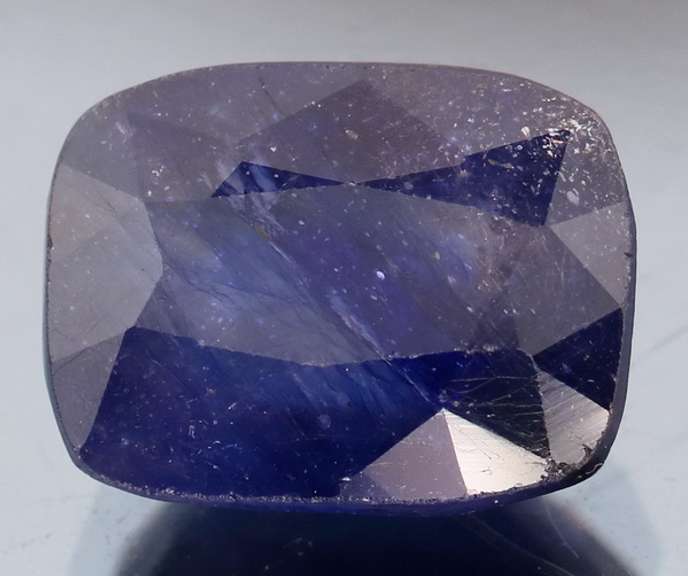 Stunning 7.2ct cobalt blue Sapphire from Madagascar