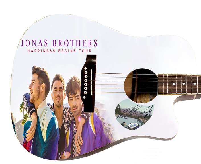 Jonas Brothers Happiness Begins Tour Signed Custom Photo Graphics Guitar ACOA