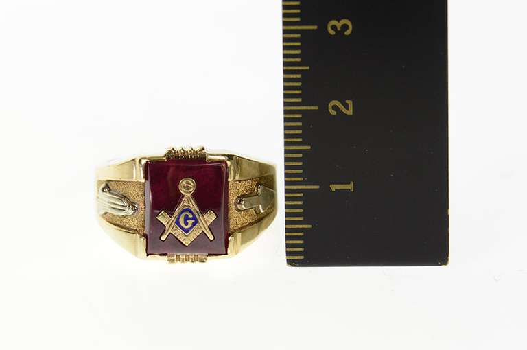 10K Yellow Gold Masonic Etched Syn. Ruby Retro Men's Ring