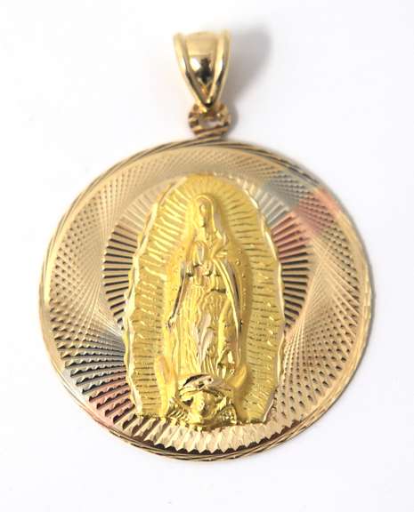 Beautiful Yellow Gold Virgen De Guadalupe Roudn Pendant