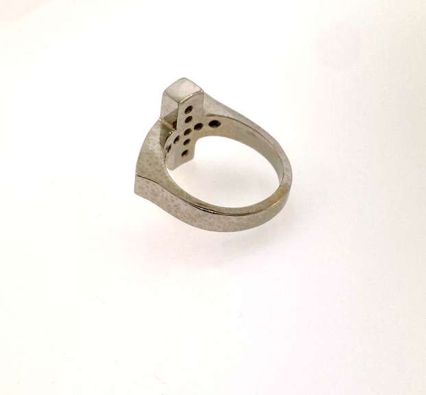 Wonderful 14kt White Gold Diamond Cross Ring