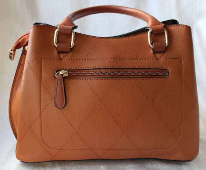 Fine Leather Bag with Designer look