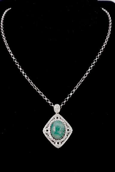 Mesmerizing Massive 10.91CTS Cabochon-Cut Emerald & Sapphire Necklace in Sterling Silver