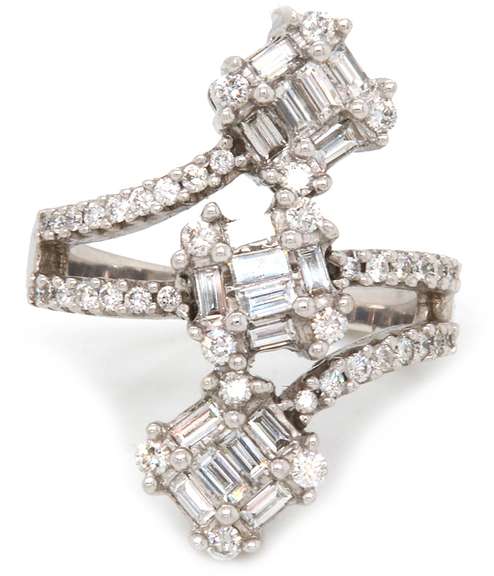 LADIES 14KT WHITE GOLD DIAMOND RING. 2.00 CARATS OF DIAMONDS
