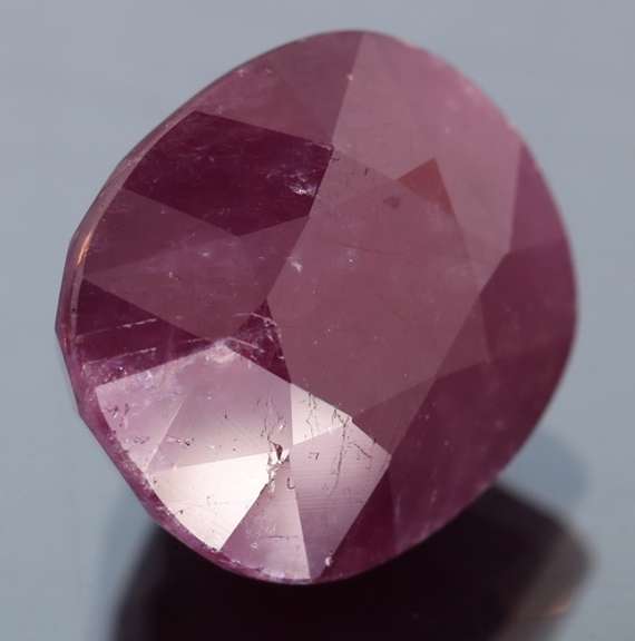 Smooth 14.58ct Guinea Ruby
