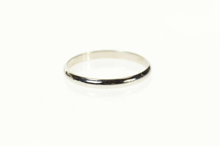 10K White Gold 2.2mm Classic Simple Rounded Wedding Band Ring