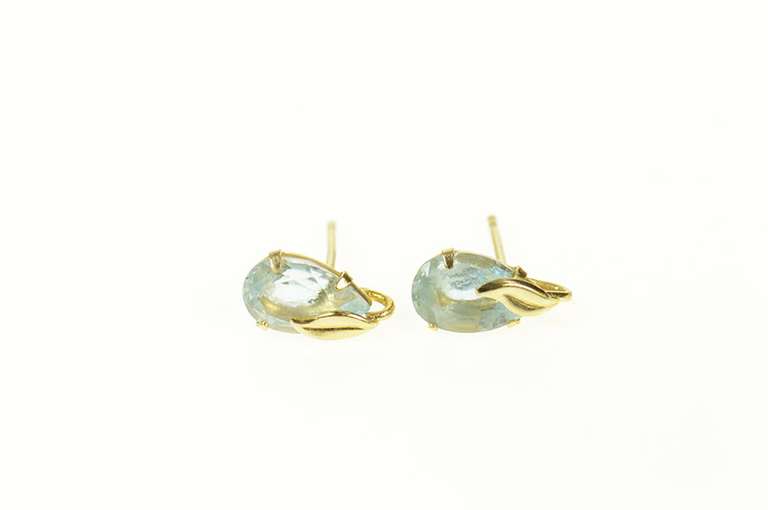 14K Yellow Gold Pear Blue Topaz Leaf Accent Classic Stud Earrings