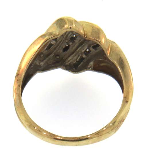 Fun 10kt Yellow Gold Diamond Band Ring
