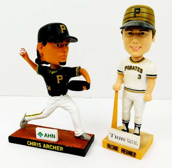 2 Pittsburgh Pirates Bobble Heads