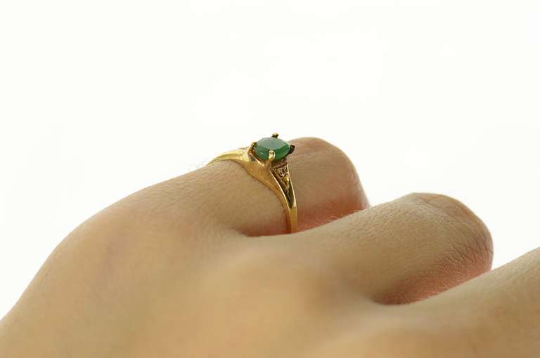 14K Yellow Gold Oval Emerald Diamond Accent Classic Ring