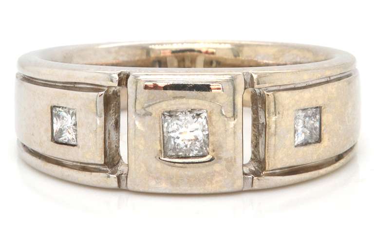 MEN'S 14K WHITE GOLD DIAMOND BAND