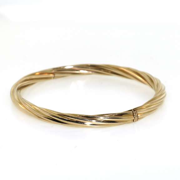 Stylish 14kt Yellow Gold Twisted Bangle