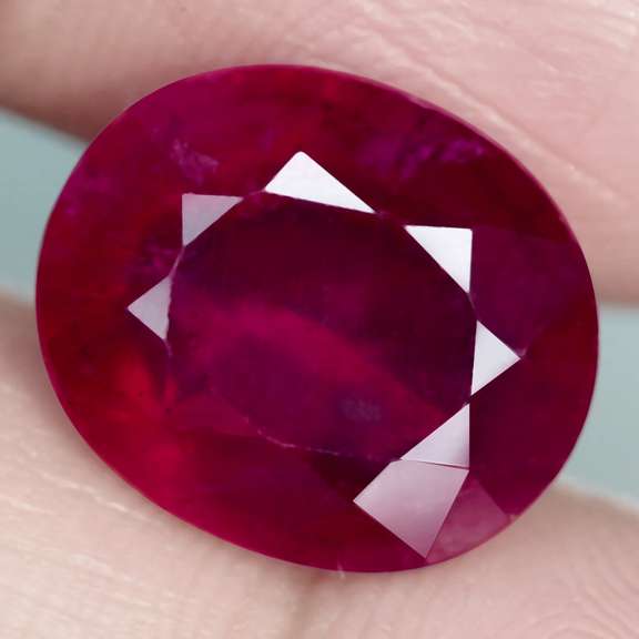 Stunning 6.87ct top imperial red Ruby center stone