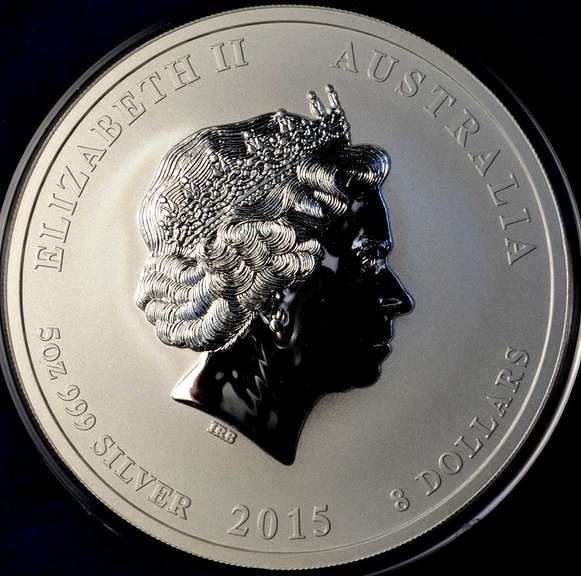 2015 Australia 8 Dollars 5oz .999 Silver Coin.