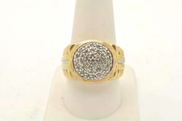MENS 10 KT YELLOW GOLD DIAMOND RING