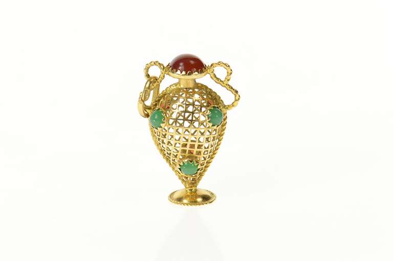 18K Yellow Gold Lattice Vase Pitcher Agate Carnelian Charm/Pendant