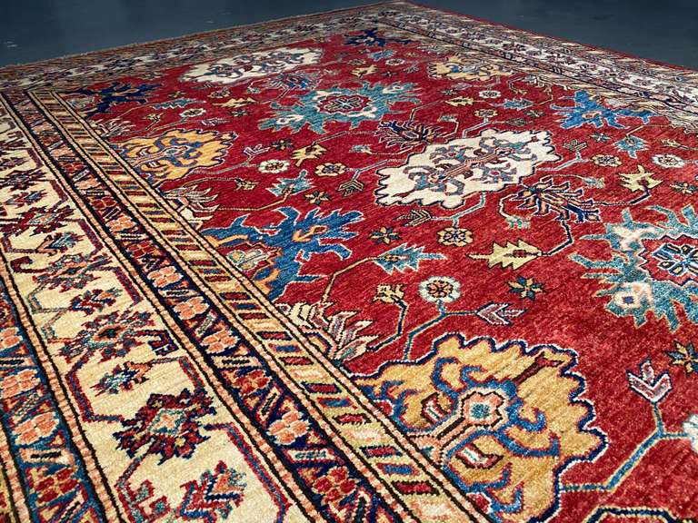 Stunning Kazak Rug 5x7