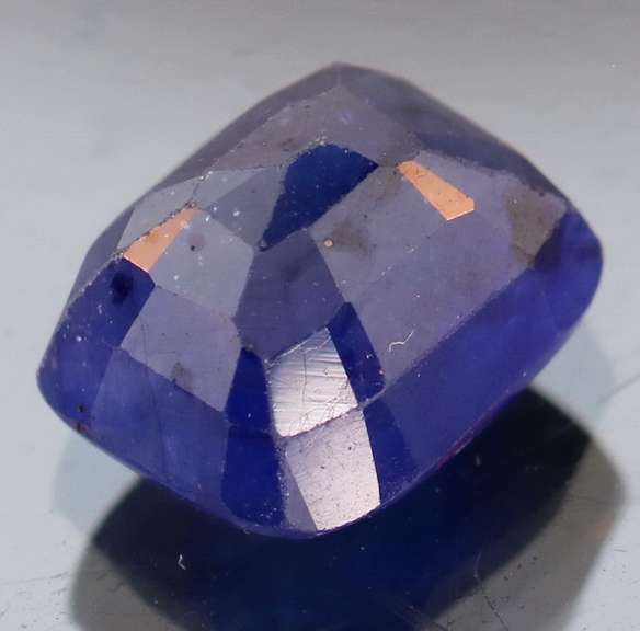 4.78ct Royal blue Sapphire from Madagascar