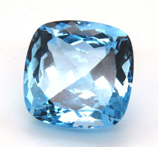 Superb 35.68ct Square Shaped Blue Topaz Gemstone
