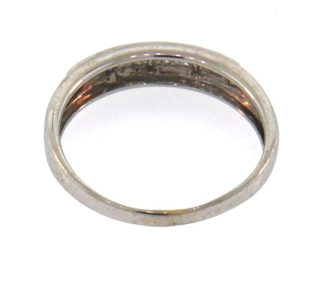 14k white gold diamond channel set ring