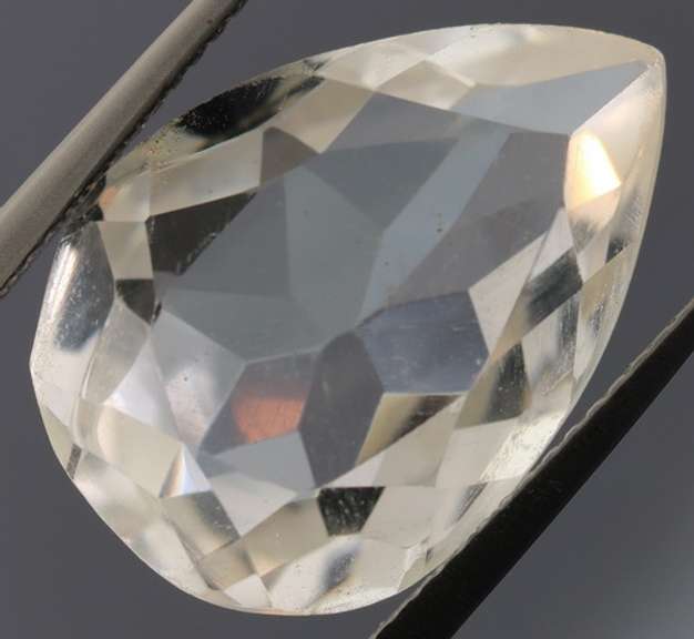 Gem grade 12.44ct pear cut Quartz