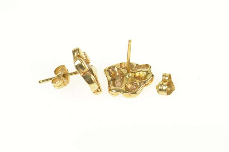 14K Yellow Gold Animal Paw Print Dog Wolf Stud Earrings