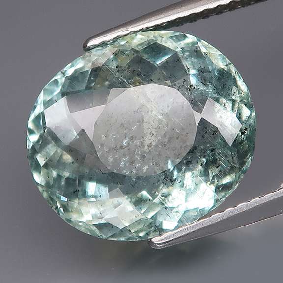 Gorgeous 7.85ct untreated sky blue Aquamarine