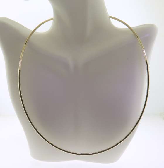 Gorgeous Yellow Gold Omega Necklace