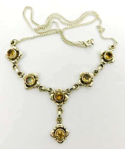 Pretty Sterling Silver Necklace of Citrines