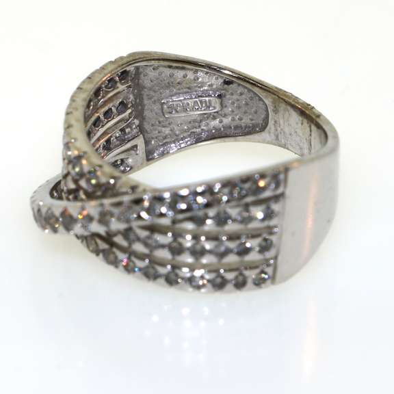 14kt White Gold Quadruple Row Diamond Ring with abstract diagonal fourth row