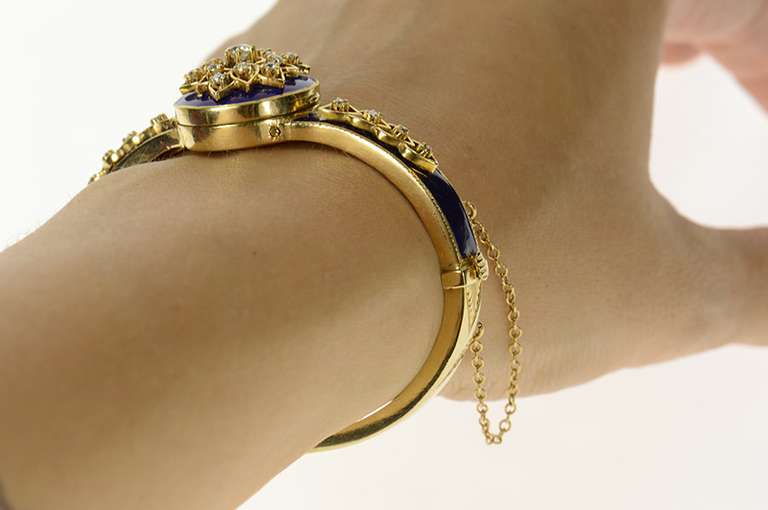 18K 0.80 Ctw Victorian Blue Enamel Diamond Bangle Women's Watch