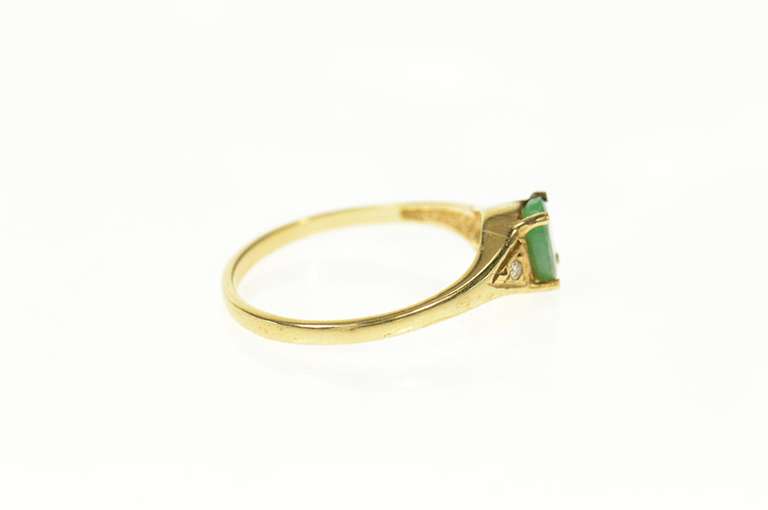 14K Yellow Gold Oval Emerald Diamond Accent Classic Ring