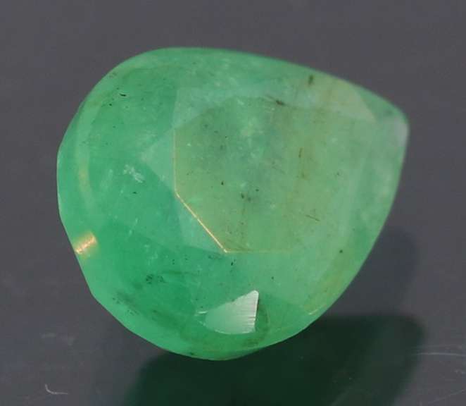 Glowing green 2.51ct unheated Emerald