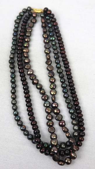 Large Bag of Pearls Strands