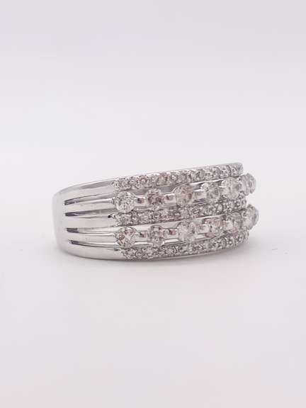 14kt White Gold Diamond Band Ring