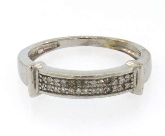 14k white gold round diamond channel set band
