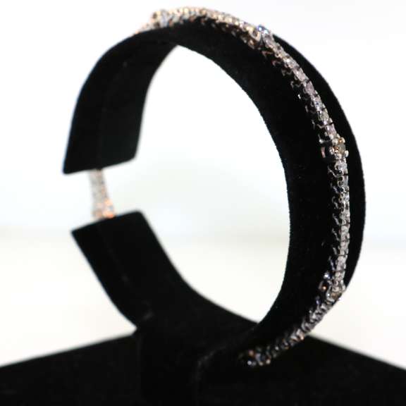 Delicate 14kt Diamond Link Bracelet