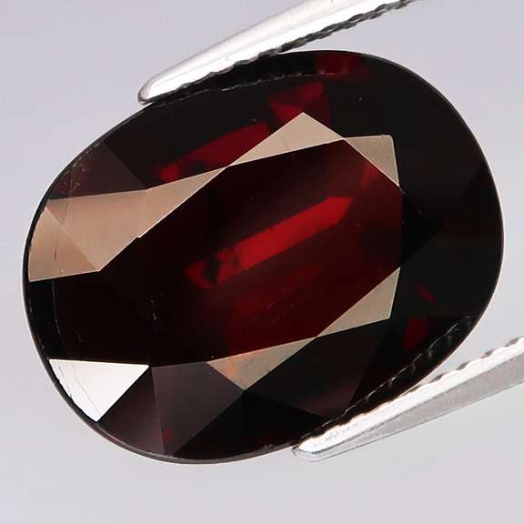 Elegant 10.28ct black red Spessartite Garnet